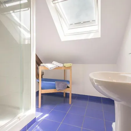 Calme Avec Jardin Clos, équipements Complets Et Activités Sur Place à Callac - Fr-1-306-1130 Hébergement de vacances *